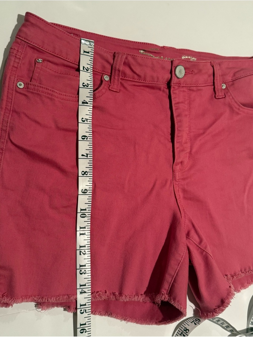 Seven7 Raspberry Stretch Denim Cutoff Shorts - Picture 6 of 8